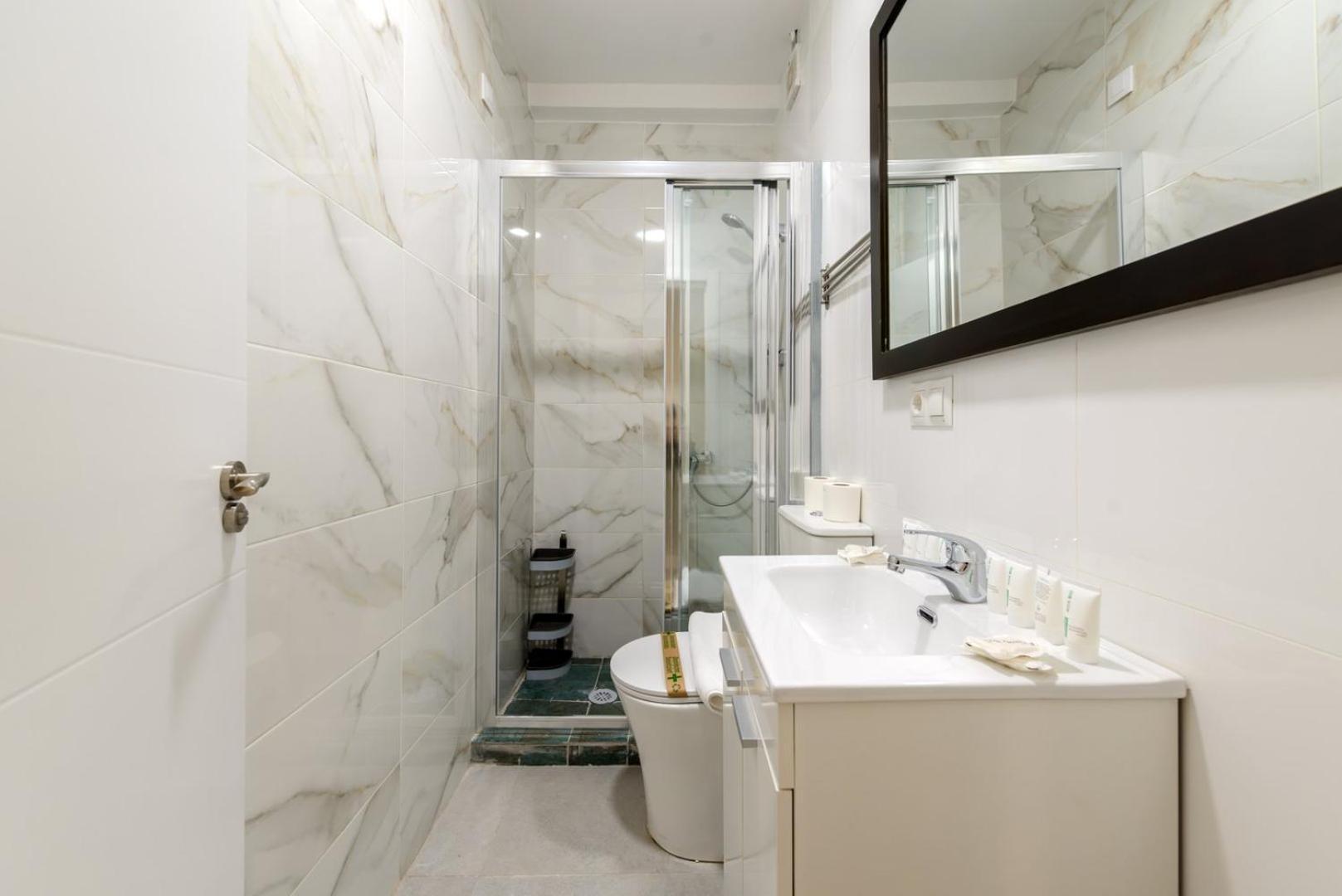 Appartamento Guestready - Embajadores Madrid